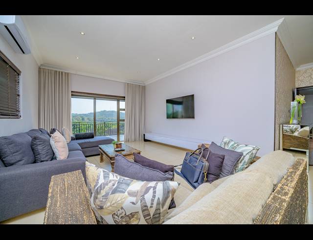 4 BEDROOM HOUSE FOR SALE IN SHEFFIELD BEACH